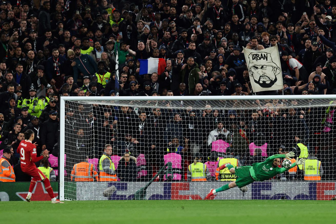 FBL-EUR-C1-LIVERPOOL-PSG
