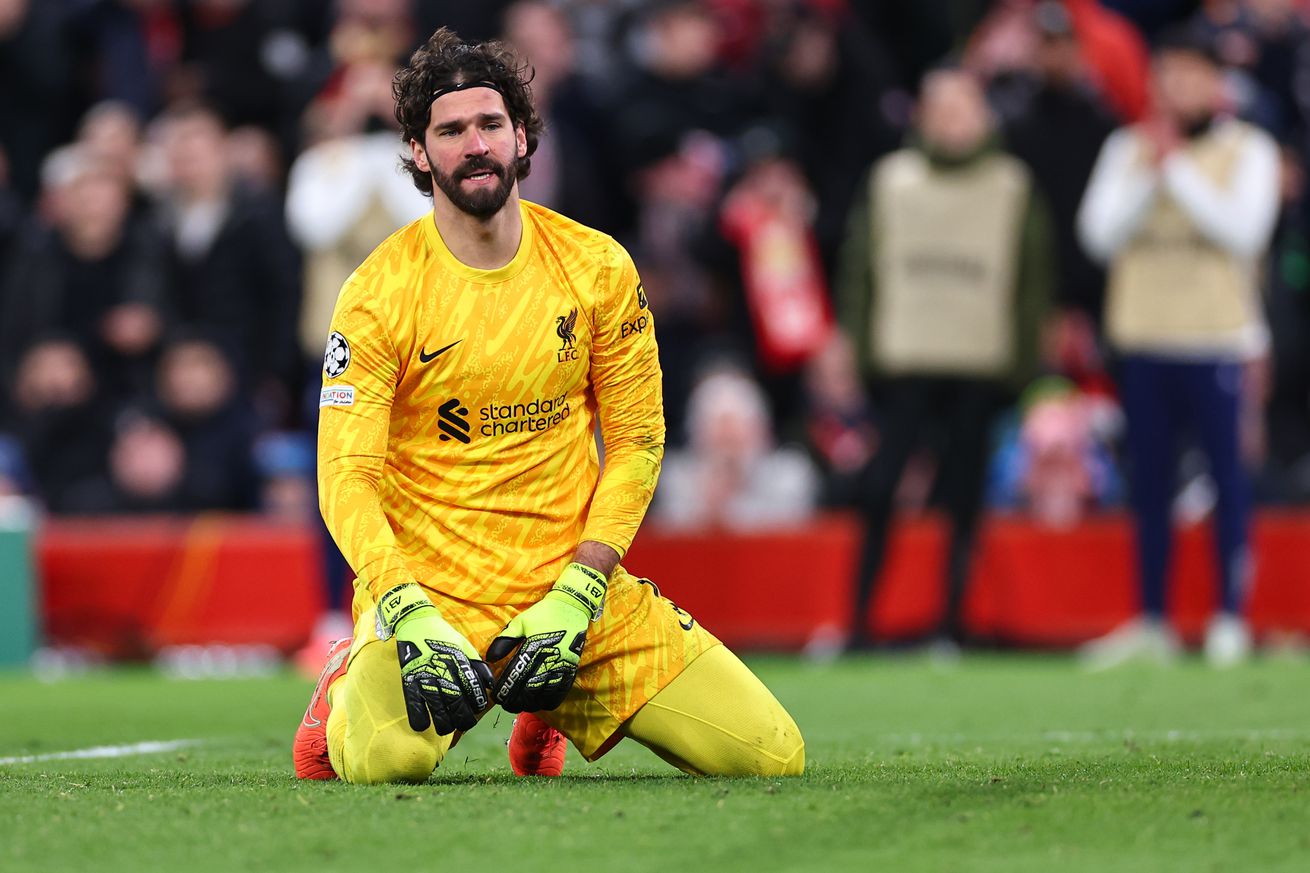 Liverpool FC v Paris Saint-Germain - UEFA Champions League 2024/25 Round of 16 Second Leg