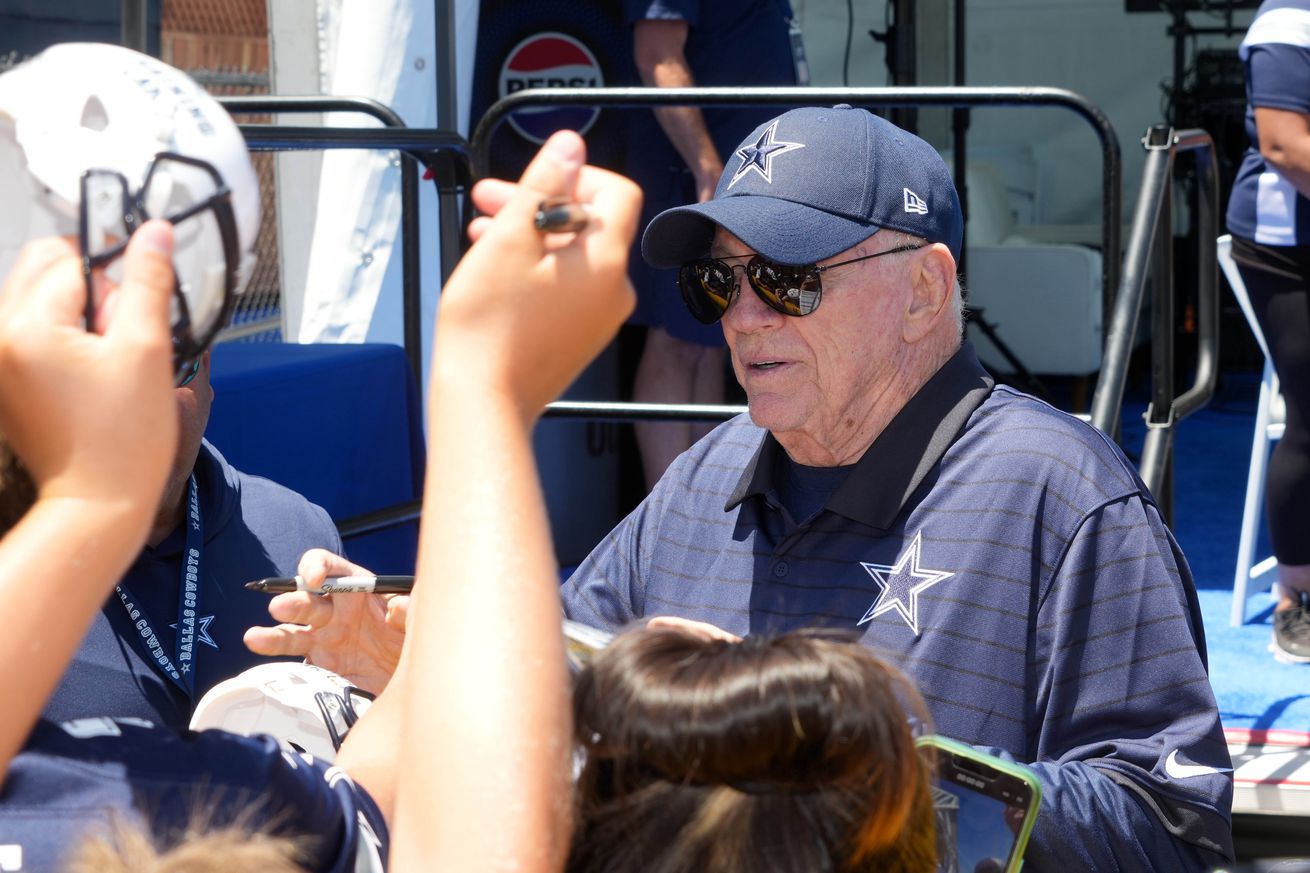 NFL: Dallas Cowboys Training Camp